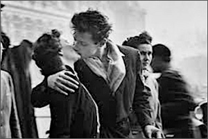 Young-When-I-Fall-in-Love-Robert-Doisneau.jpg