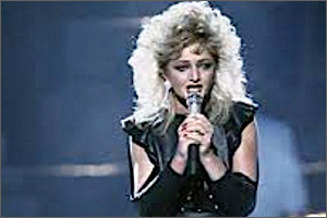 Total Eclipse of the Heart Bonnie Tyler - Partition pour Chant