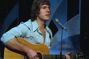 Streets of London (Easy Level, Solo Guitar) Ralph McTell - Tabs and Sheet Music for Guitar