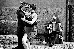 Astor-Piazzolla-Cafe-1930.jpg