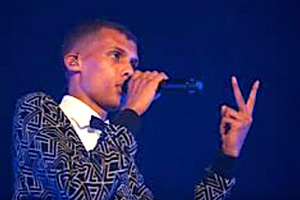 Alors on danse (Voz Stromae, ac. Piano y Orquesta) Stromae - Partitura para Piano