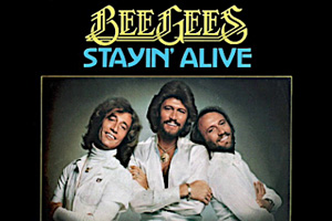 Stayin' Alive (Beginner Level, Soprano Sax) Bee Gees - Saxophone Nota Sayfası