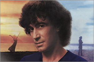 Albert-Hammond-Your-World-and-My-World_f28ba764.png